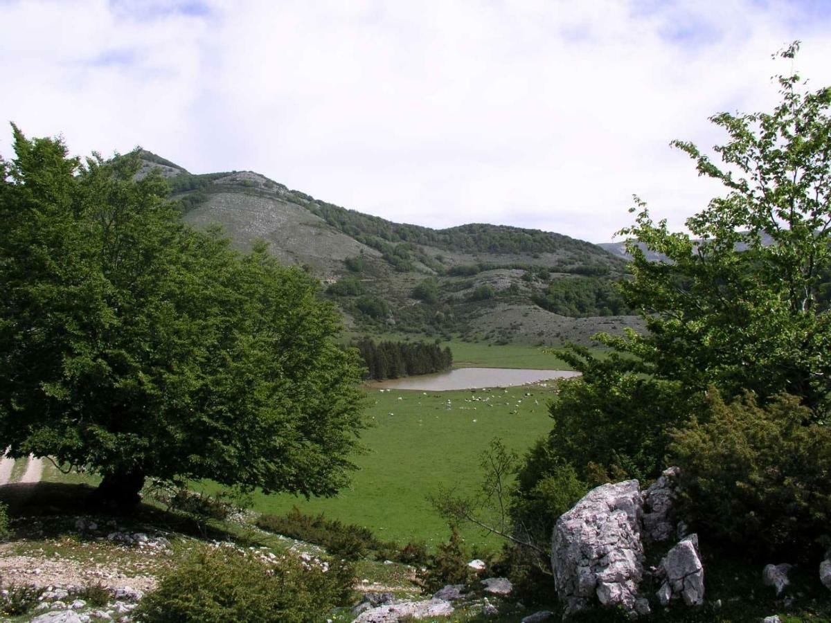 Agriturismo I Due Regni Petrella Salto Екстер'єр фото